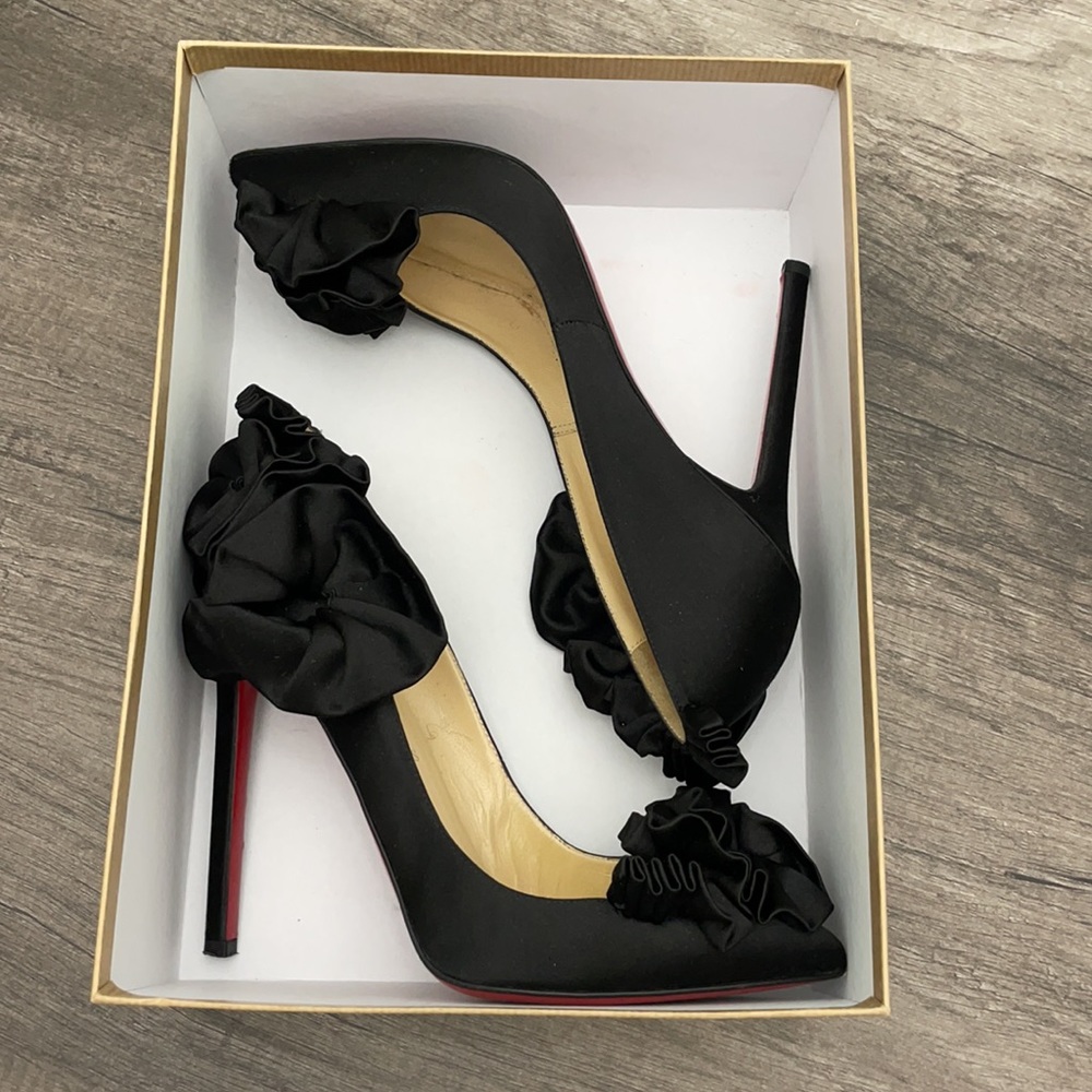 Christian Louboutin Ruffle Pumps